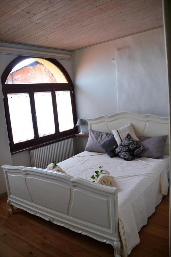 B&B Balcone Del Biellese Pettinengo Buitenkant foto